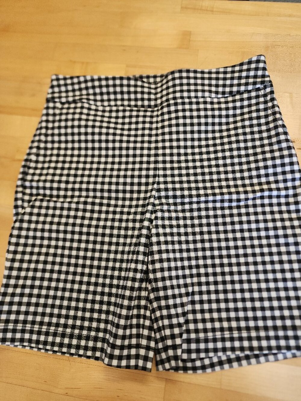 Talbots womens size 8 pull on gingham shorts